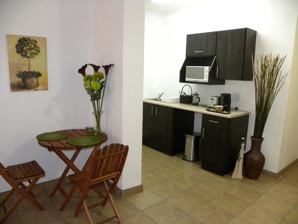 Bush Baby Glen Villa Хейзивю Стая снимка