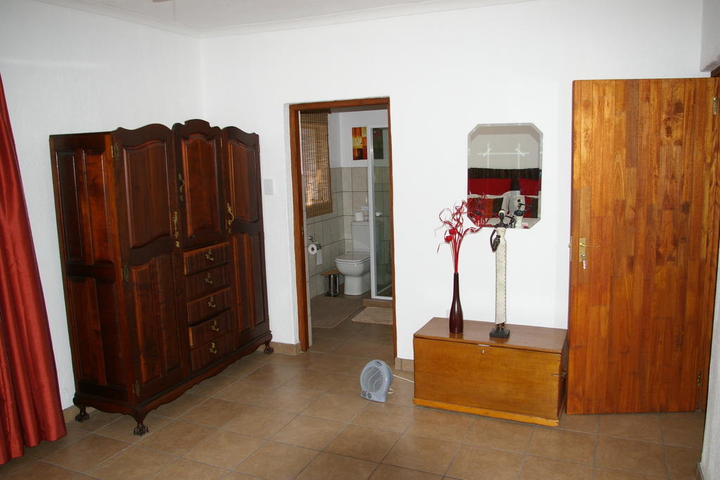 Bush Baby Glen Villa Хейзивю Стая снимка