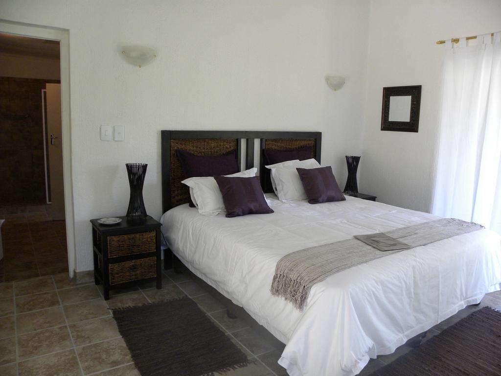 Bush Baby Glen Villa Хейзивю Стая снимка